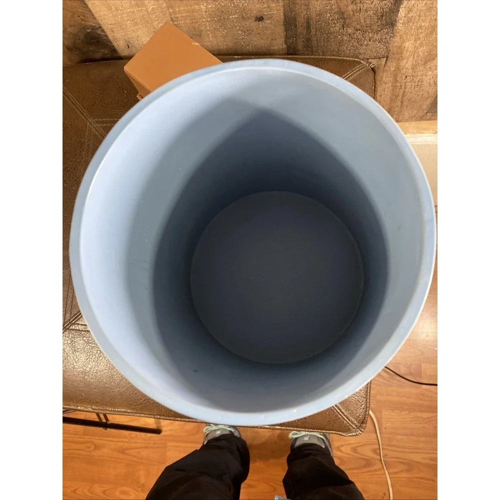 Christmas Wastebasket‎ Hand-Painted Skiing Mountains Indoor Trash Can Resin